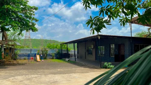 4A9557E8-9428-410A-A3C7-4F7C61EB0394