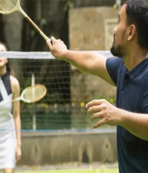 OUTDOOR-BADMINTON-COURT