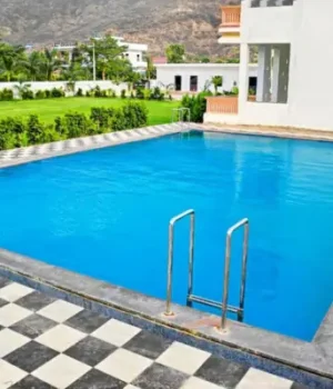 PRIVATE-POOL-FARM-HOUSE